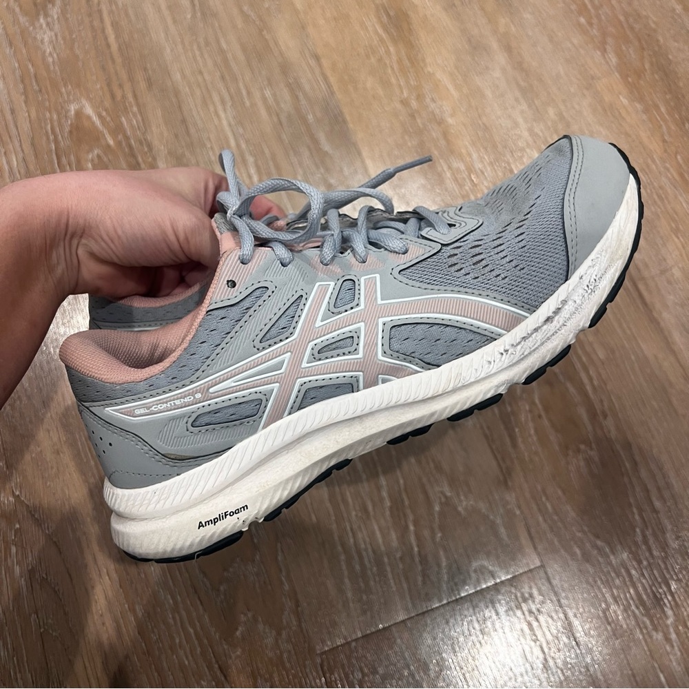 ASICS Amplifoam Running / Walking Tennis Shoe